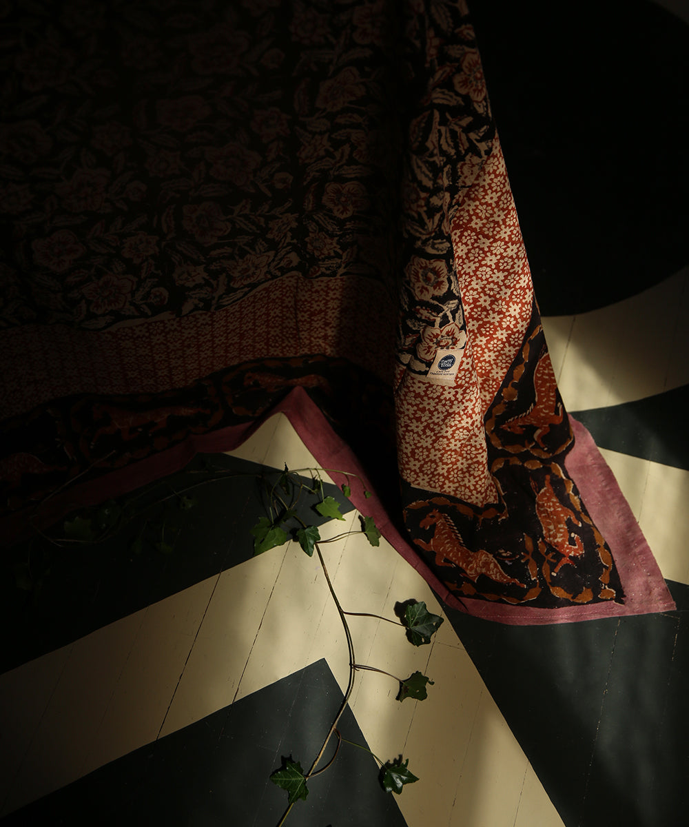 Doing Goods – Maggie Horse Single Plaid