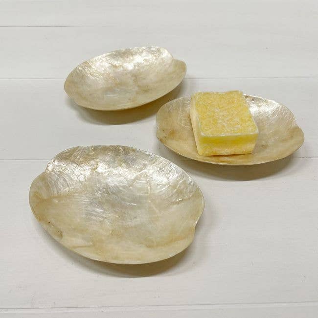 ByBazz Kleines Capiz-Muschel-Schälchen in Gold, verschiedene Formen: Vierkant