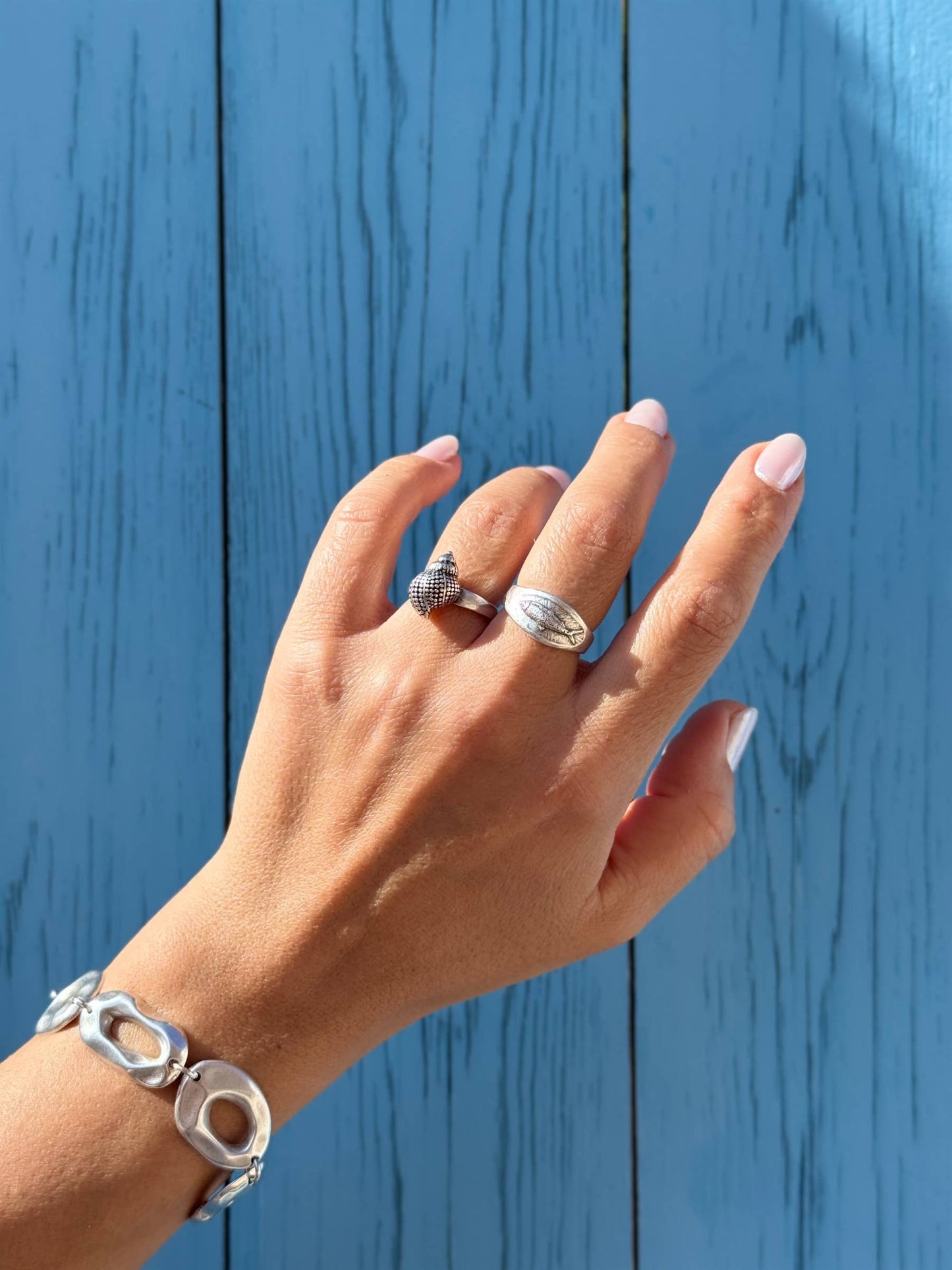 Silberne Sommer-Ringe mit Muschel- und Fischmotiven: Fish RIng