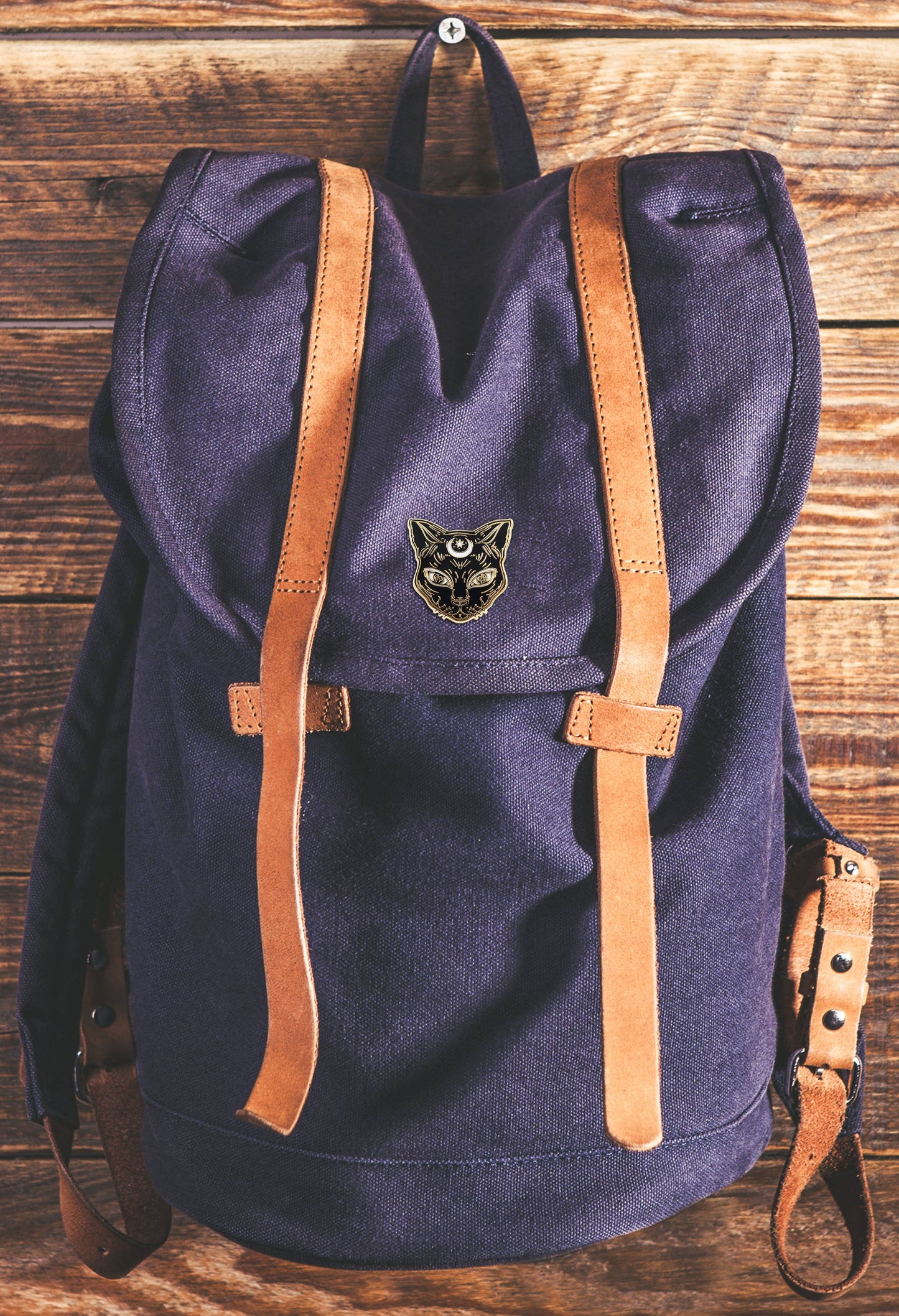 Luna The Black Cat – Emaille Pin