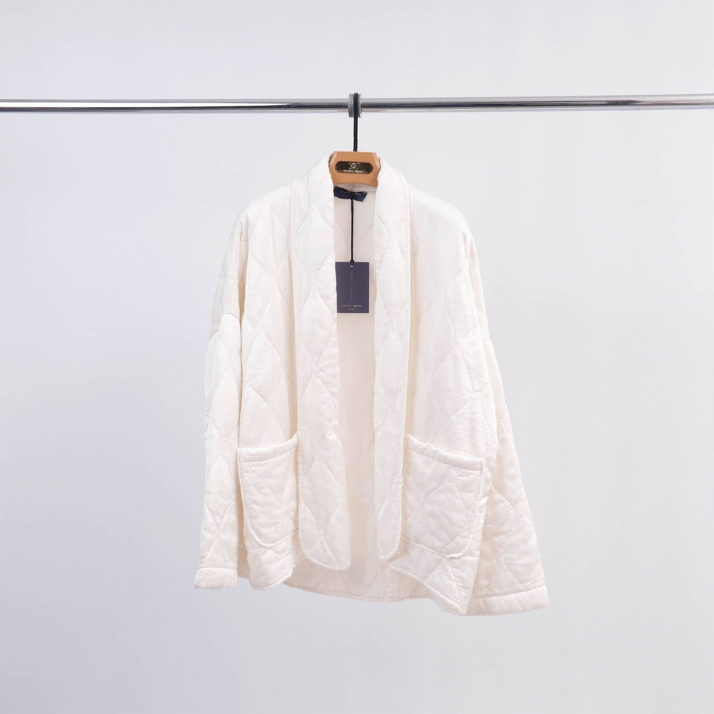 Gesteppte Satinjacke: Cremefarben