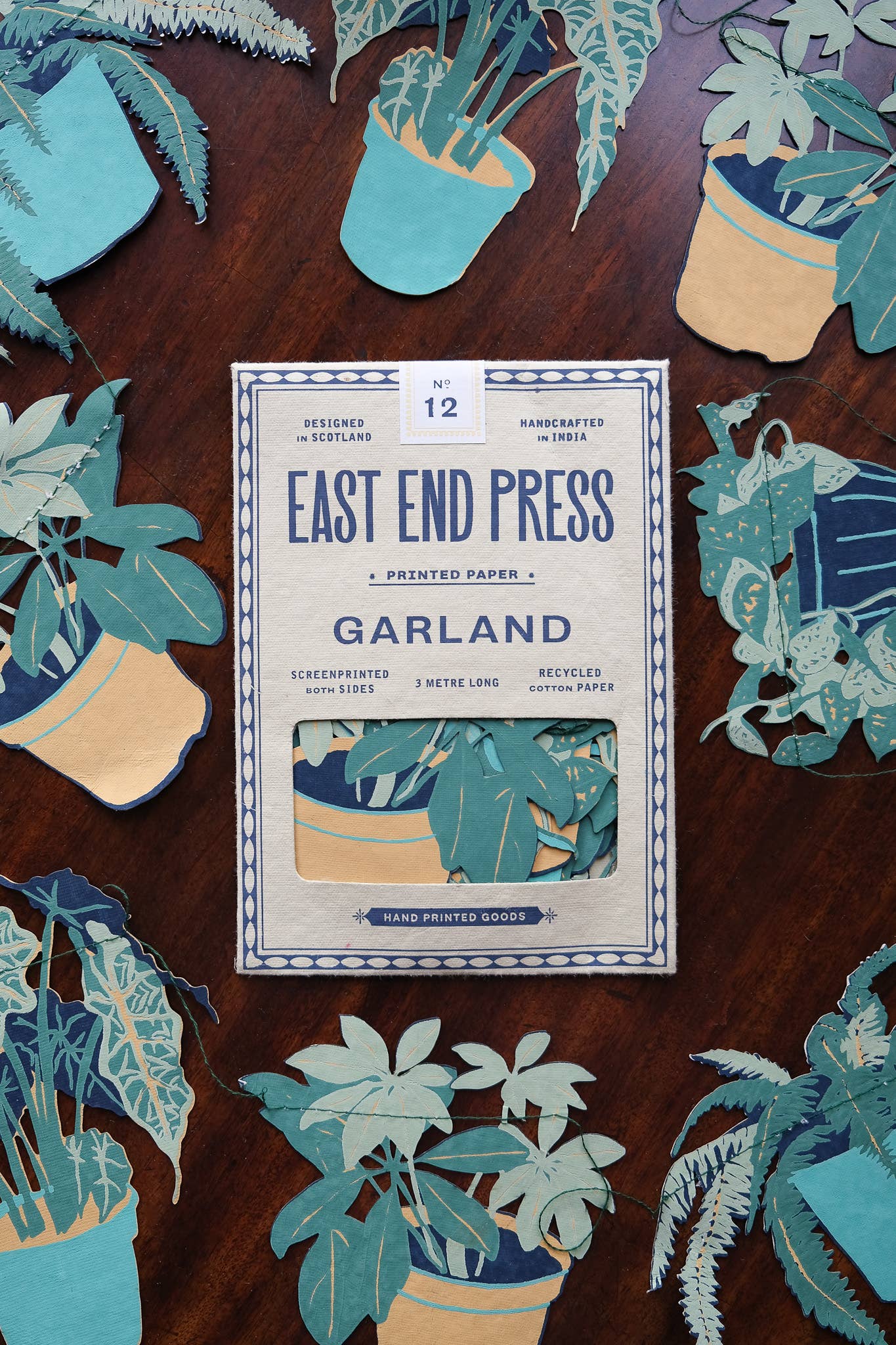 Genähte Girlande für Zimmerpflanzen