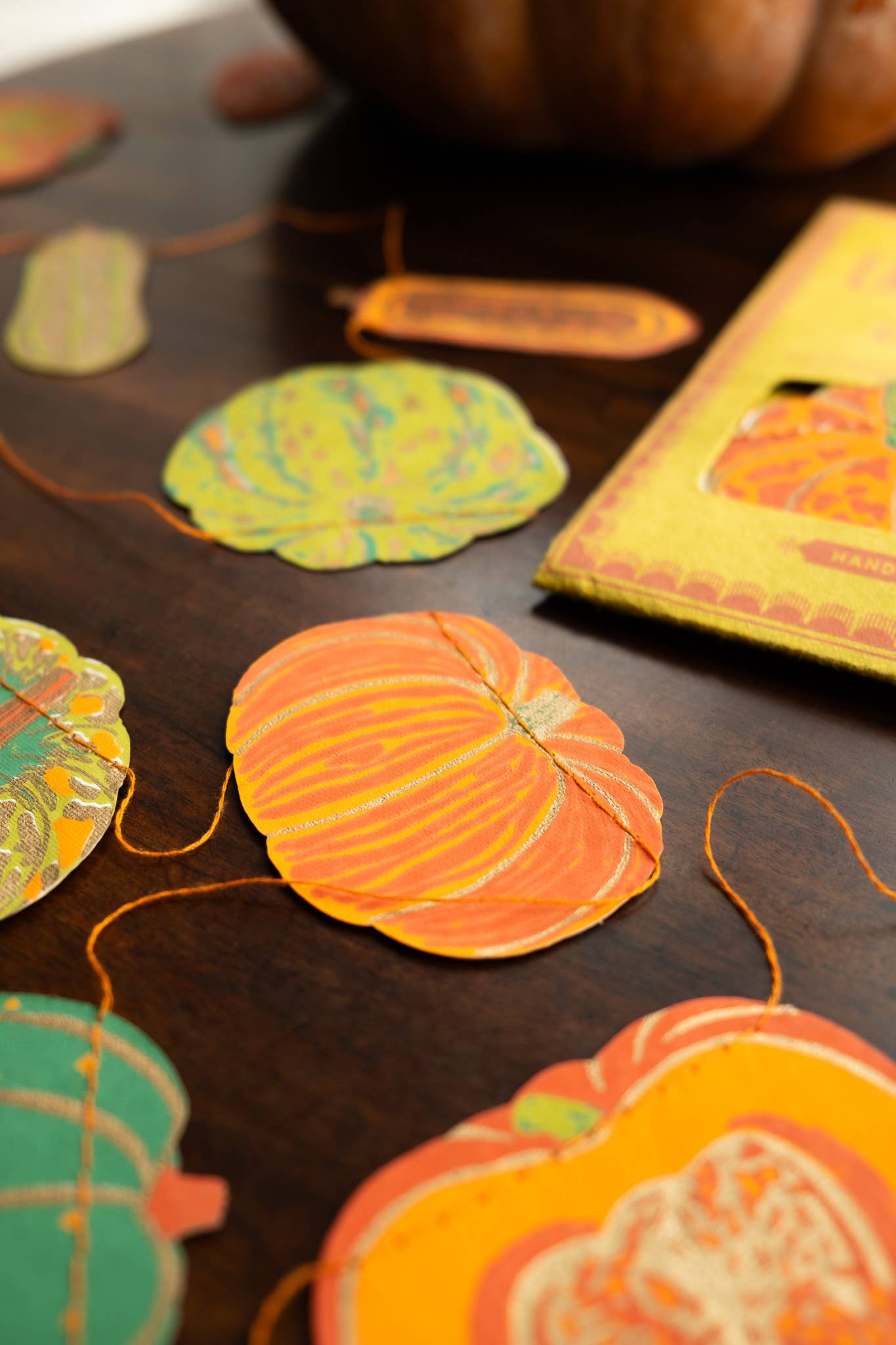 Genähte Kürbisgirlande