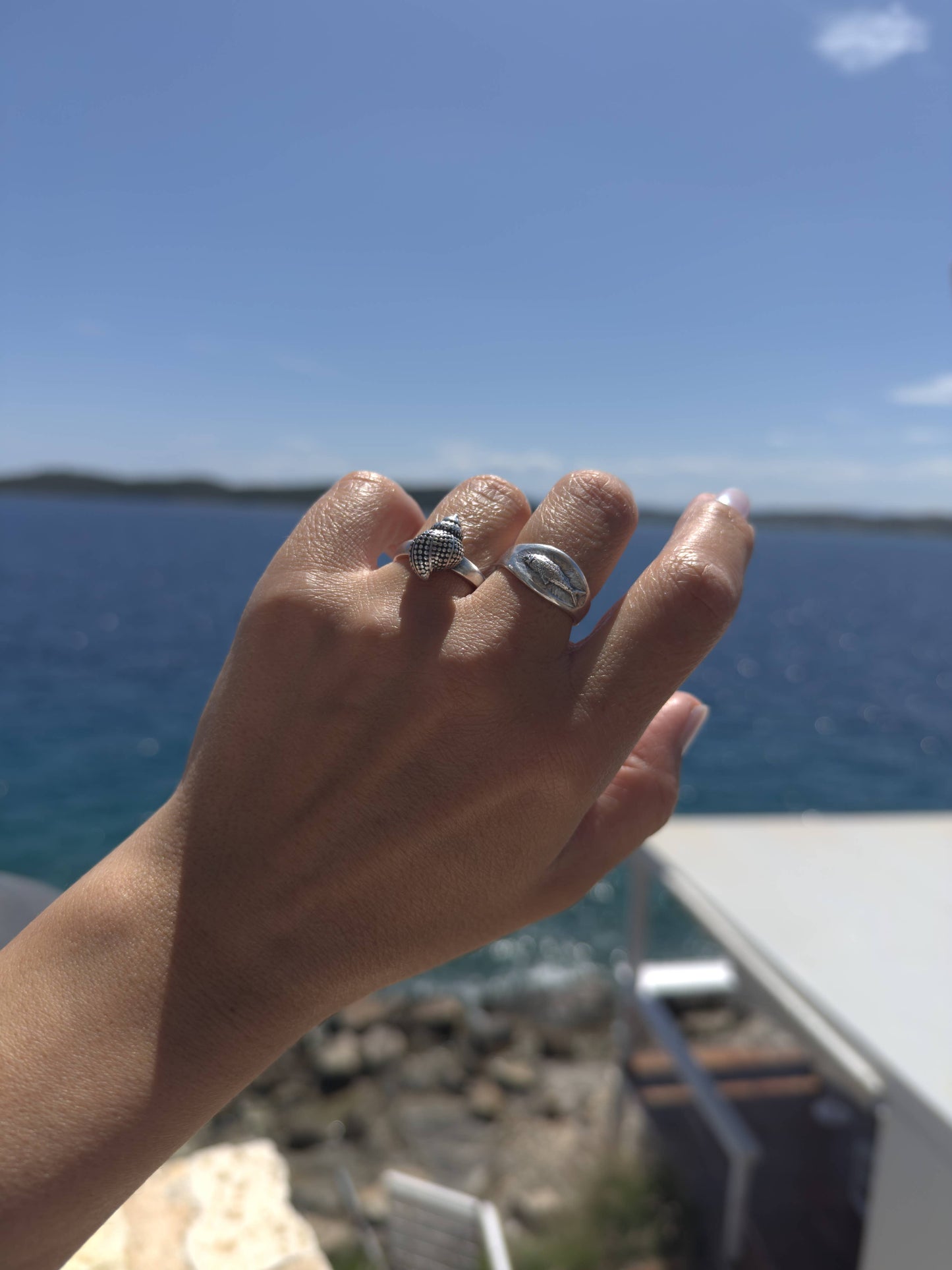 Silberne Sommer-Ringe mit Muschel- und Fischmotiven: Fish RIng