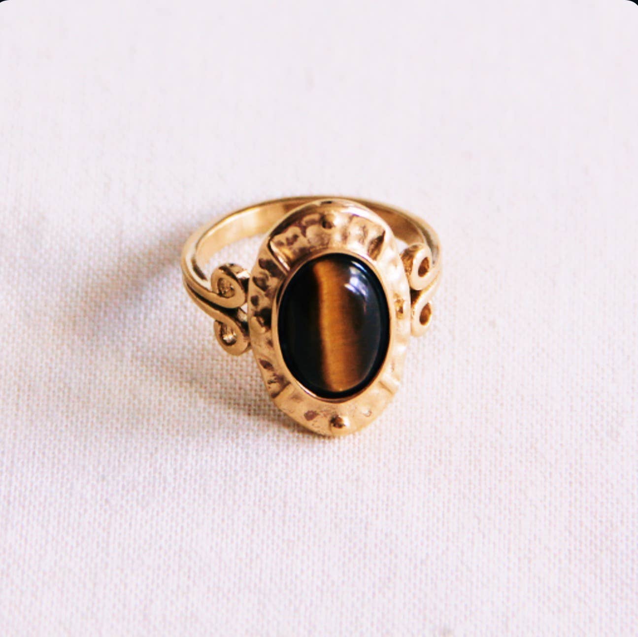 Statement-Ring mit ovalem Stein - braun