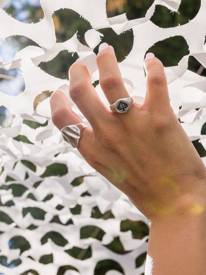 Black Jack Ring Silber, Breiter Bandring, Glücksring: Breiter Ring