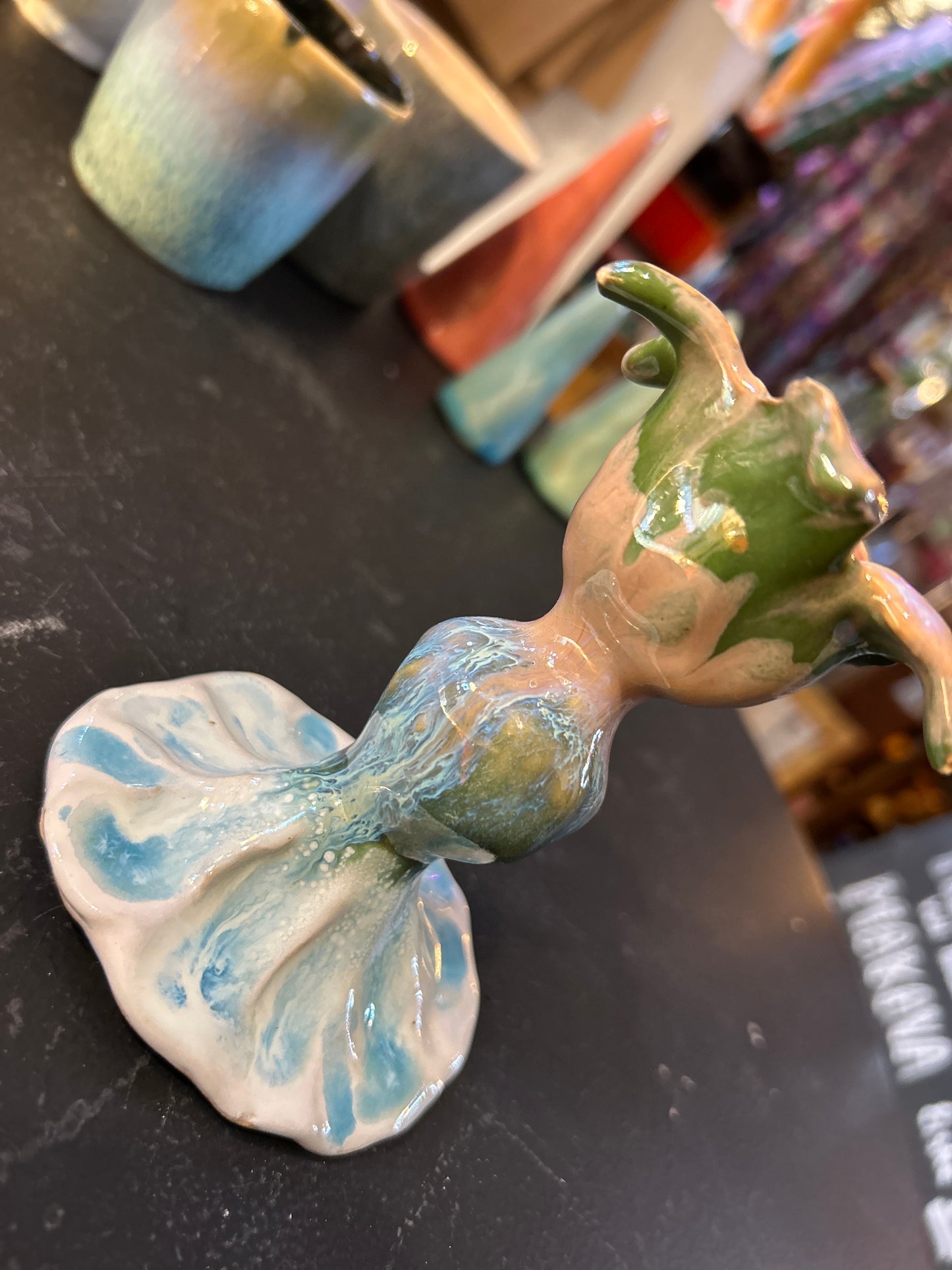 Floraler Kerzenständer glasiert - Handgemachte Keramik von Johanna Reiner