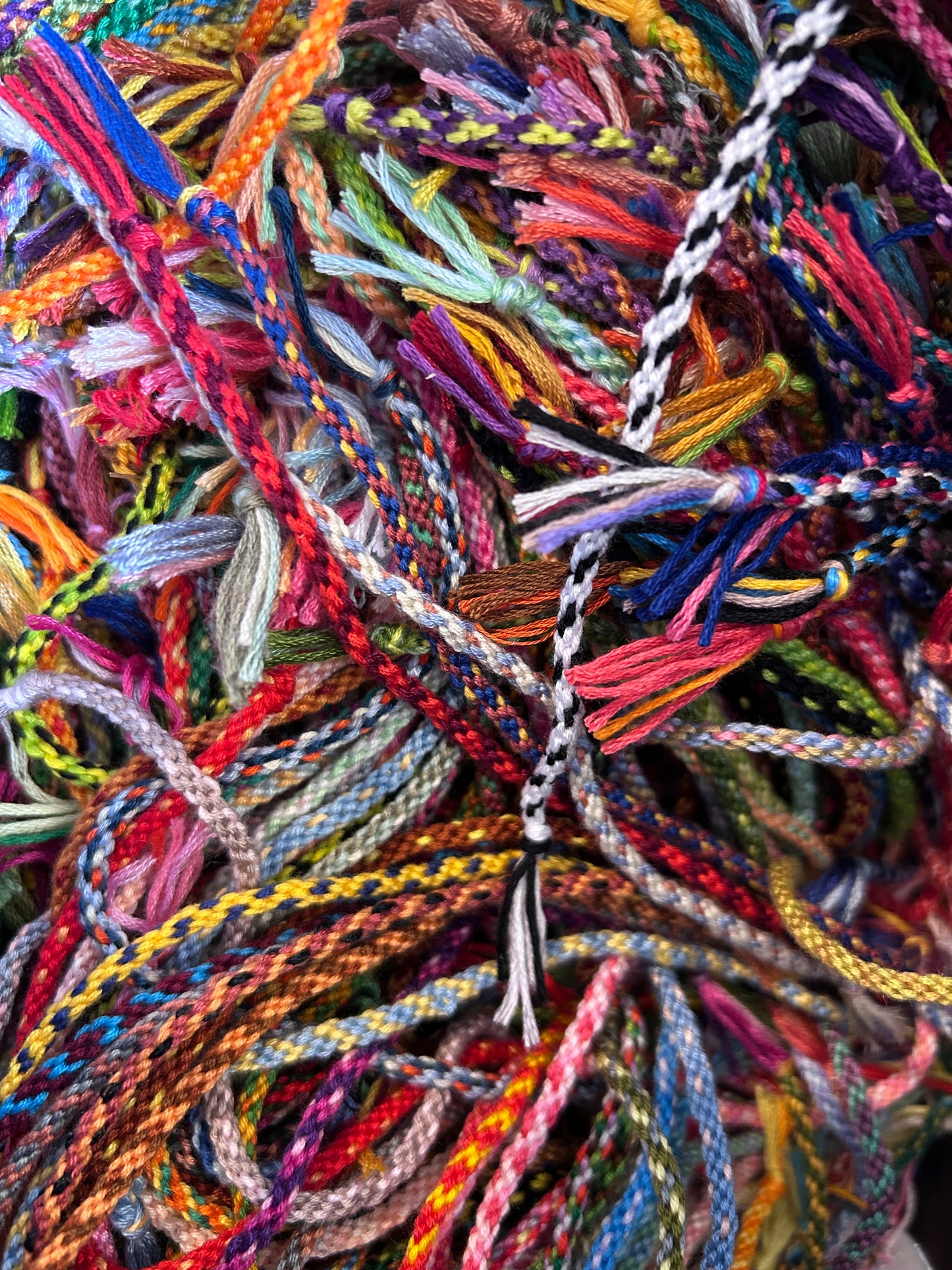 Freundschaftsband von Tanja Kuperion – verschiedene Farben