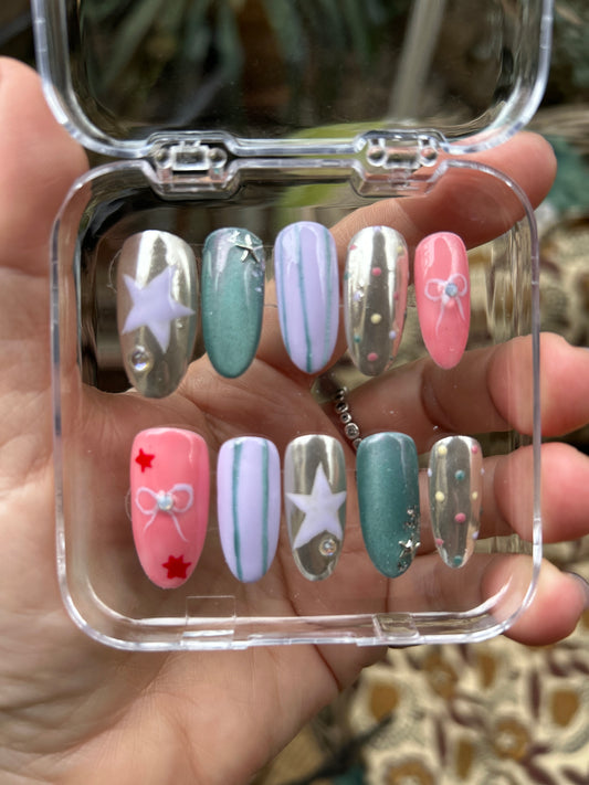 Set Press on Nails made by @managerienails