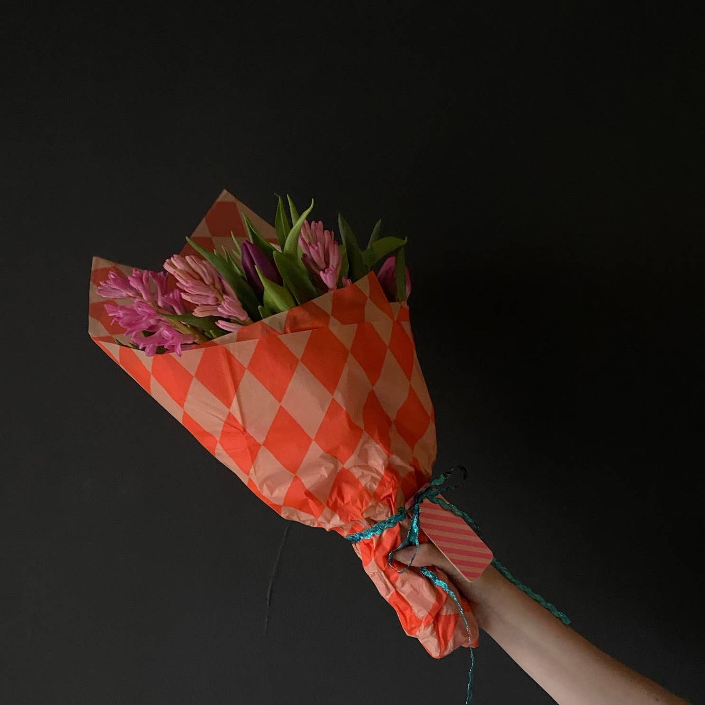 Luxus-Seidenpapier mit Diamanten/Streifen, Fluororange und Pfirsich
