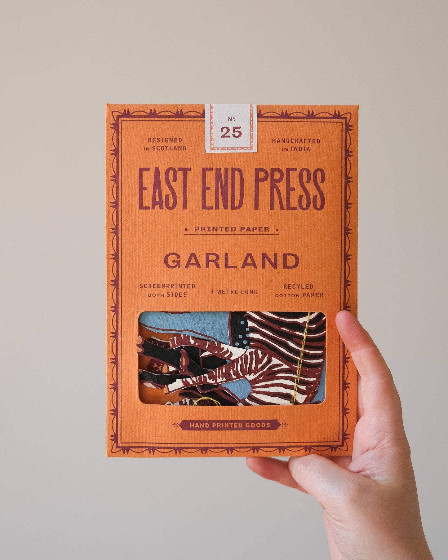 Genähte Girlande mit Safaritieren