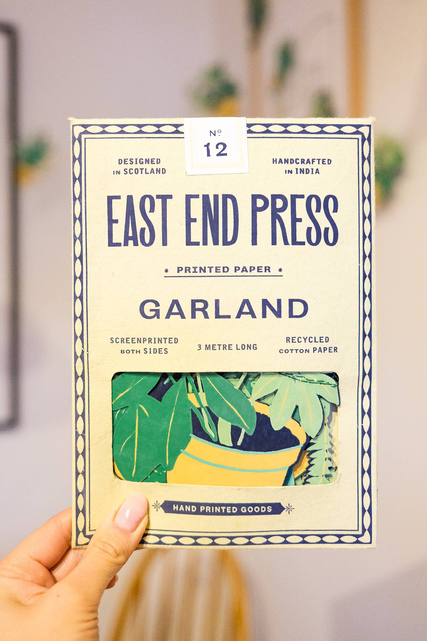 Genähte Girlande für Zimmerpflanzen