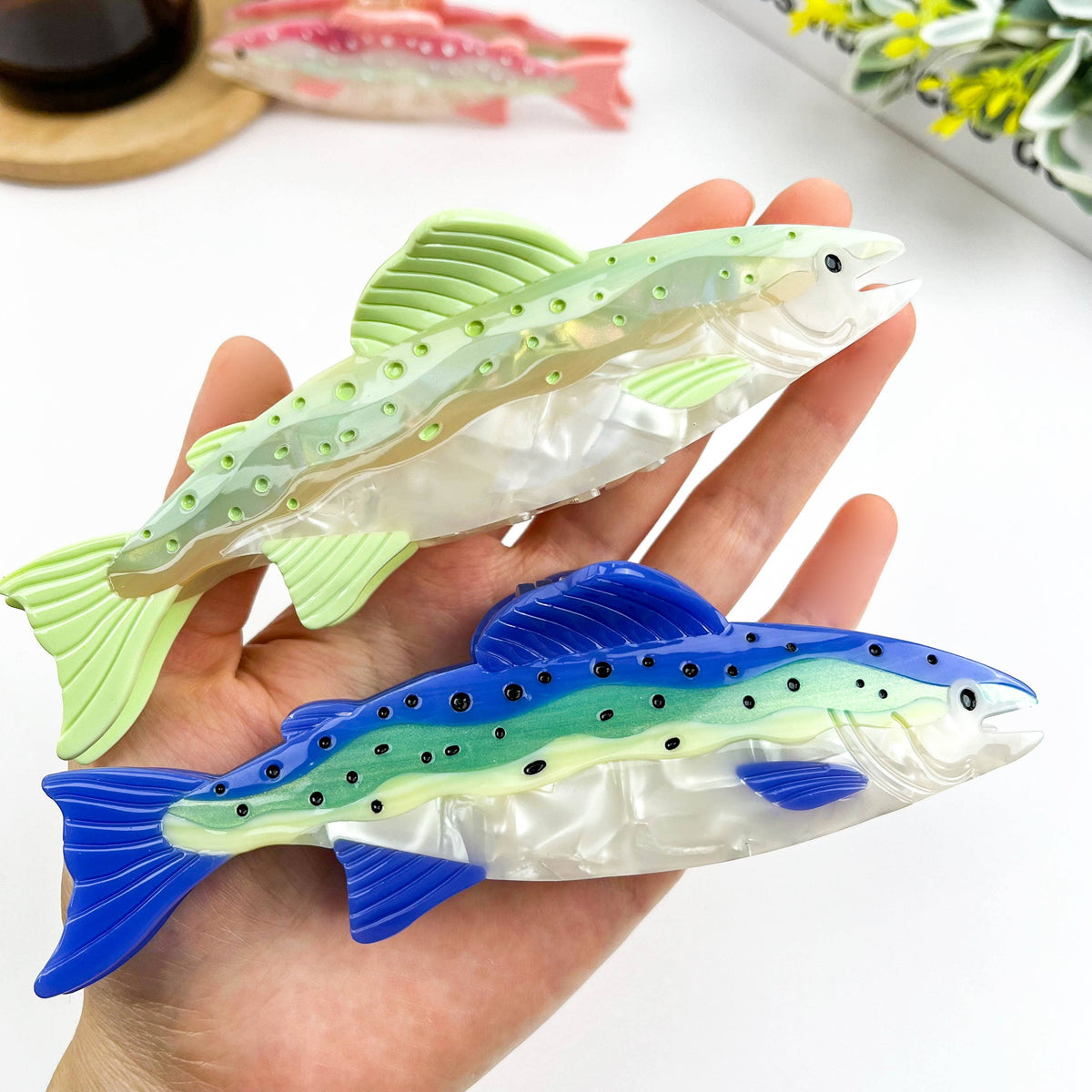 Haarklammer Lachs in Blau
