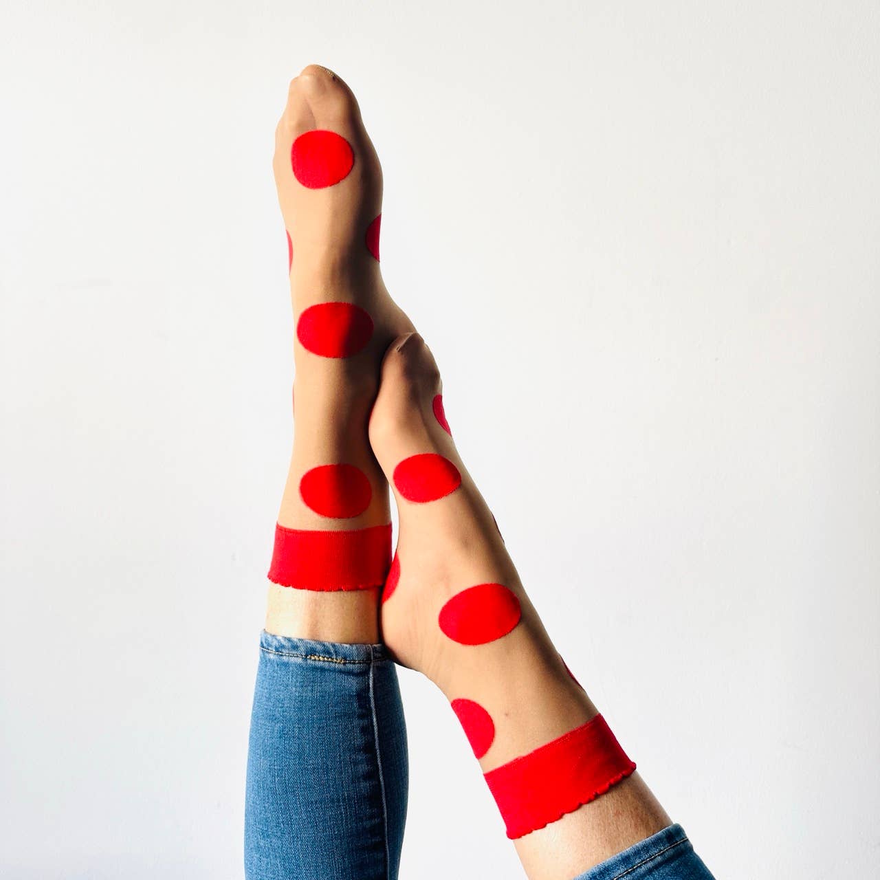 Isabelle rote große Tupfen-Fantasiesocke